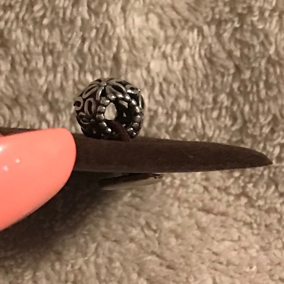 Authentic pandora charm - Picture 4 of 4